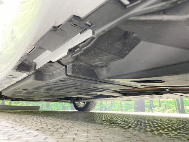 プリウス Ｇ　純正８型ナビ　全周囲カメラ　寒冷地仕様　衝突軽減　純正１９ＡＷ　レーダークルーズ　禁煙車　コーナーセンサー　スマートキー　ＬＥＤヘッド　ＥＴＣ　オートハイビーム　オートライト　オートエアコン（51枚目）