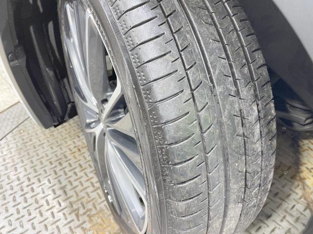 プリウス Ｇ　純正８型ナビ　全周囲カメラ　寒冷地仕様　衝突軽減　純正１９ＡＷ　レーダークルーズ　禁煙車　コーナーセンサー　スマートキー　ＬＥＤヘッド　ＥＴＣ　オートハイビーム　オートライト　オートエアコン（60枚目）