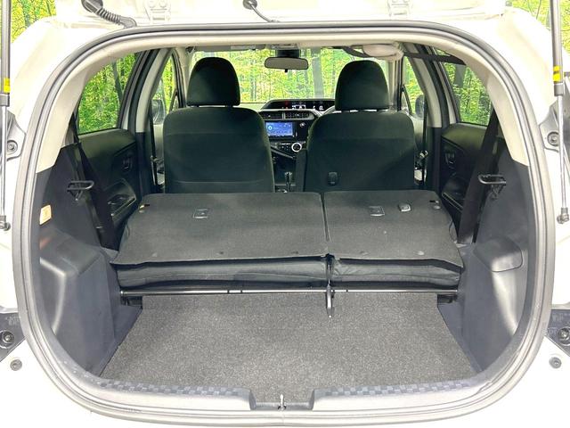 アクア Sスタイルブラック 禁煙車 SDナビ バックカメラ 寒冷地仕様 衝突被害軽減装置 コーナーセンサー スマートキー HIDヘッド ETC オートマチックハイビーム オートライト オートエアコン Bluetooth フルセグ(10枚目)