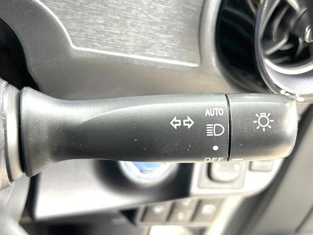 アクア Sスタイルブラック 禁煙車 SDナビ バックカメラ 寒冷地仕様 衝突被害軽減装置 コーナーセンサー スマートキー HIDヘッド ETC オートマチックハイビーム オートライト オートエアコン Bluetooth フルセグ(53枚目)