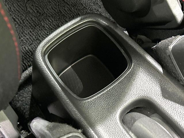 スイフトスポーツ ベースグレード 禁煙車 ターボ 純正8型ナビ 全周囲カメラ 衝突軽減装置 ETC スマートキー LEDヘッド アダプティブクルーズ オートハイビーム オートライト オートエアコン 純正17インチアルミ シートヒーター(32枚目)