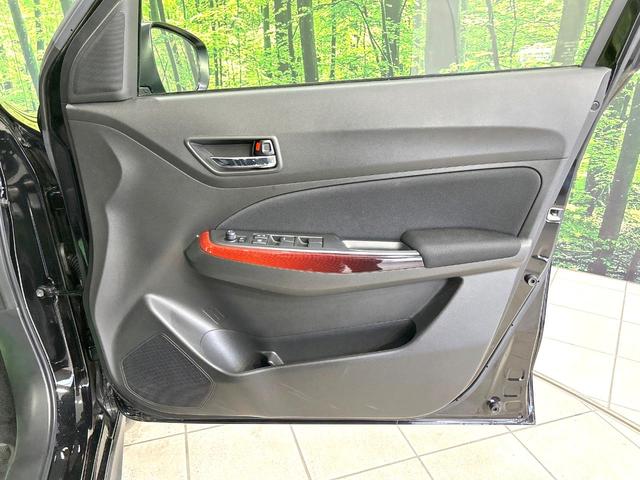 スイフトスポーツ ベースグレード 禁煙車 ターボ 純正8型ナビ 全周囲カメラ 衝突軽減装置 ETC スマートキー LEDヘッド アダプティブクルーズ オートハイビーム オートライト オートエアコン 純正17インチアルミ シートヒーター(49枚目)