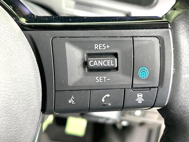 オーラ G レザーエディション 禁煙車 メーカー9型ナビ 全周囲カメラ 衝突軽減装置 プロパイロット レザーシート ドラレコ コーナーセンサー スマートキー LEDヘッド ETC2.0 オートハイビーム 車線逸脱警報 オートライト(7枚目)