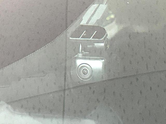 オーラ G レザーエディション 禁煙車 メーカー9型ナビ 全周囲カメラ 衝突軽減装置 プロパイロット レザーシート ドラレコ コーナーセンサー スマートキー LEDヘッド ETC2.0 オートハイビーム 車線逸脱警報 オートライト(25枚目)