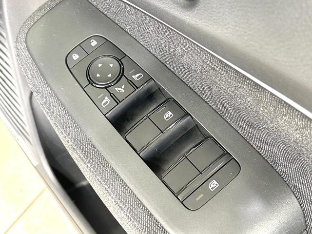 オーラ G レザーエディション 禁煙車 メーカー9型ナビ 全周囲カメラ 衝突軽減装置 プロパイロット レザーシート ドラレコ コーナーセンサー スマートキー LEDヘッド ETC2.0 オートハイビーム 車線逸脱警報 オートライト(50枚目)