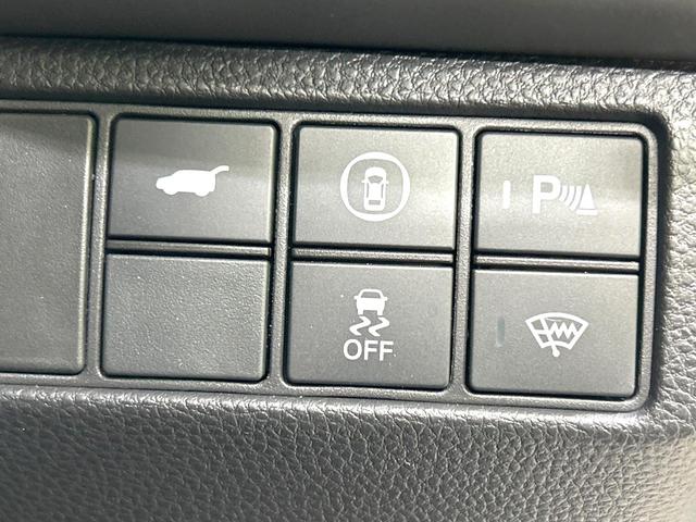 ヴェゼル e:HEV Z 4WD 禁煙車 メーカー9型ナビ バックカメラ 寒冷地仕様 衝突軽減装置 アダプティブクルーズ 電動リアゲート ハーフレザーシート ドラレコ コーナーセンサー スマートキー LEDヘッド ETC2.0(6枚目)