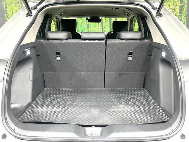 ヴェゼル e:HEV Z 4WD 禁煙車 メーカー9型ナビ バックカメラ 寒冷地仕様 衝突軽減装置 アダプティブクルーズ 電動リアゲート ハーフレザーシート ドラレコ コーナーセンサー スマートキー LEDヘッド ETC2.0(10枚目)