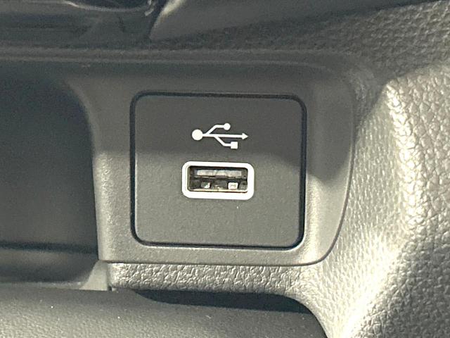 ヴェゼル e:HEV Z 4WD 禁煙車 メーカー9型ナビ バックカメラ 寒冷地仕様 衝突軽減装置 アダプティブクルーズ 電動リアゲート ハーフレザーシート ドラレコ コーナーセンサー スマートキー LEDヘッド ETC2.0(27枚目)