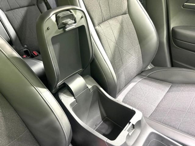 ヴェゼル e:HEV Z 4WD 禁煙車 メーカー9型ナビ バックカメラ 寒冷地仕様 衝突軽減装置 アダプティブクルーズ 電動リアゲート ハーフレザーシート ドラレコ コーナーセンサー スマートキー LEDヘッド ETC2.0(33枚目)