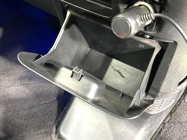 N-BOX モデューロX G・ターボパッケージ 両側電動ドア 9型ナビ バックカメラ 禁煙車 スマートキー HIDヘッド ETC クルコン オートライト オートエアコン 純正15インチアルミ Bluetooth CD DVD再生 フルセグ(48枚目)