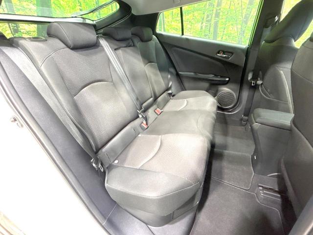 プリウス S 後期型 禁煙車 純正8型ナビ 全周囲カメラ 衝突軽減装置 レーダークルーズ AC100V ドラレコ コーナーセンサー スマートキー LEDヘッド ETC オートハイビーム オートライト オートエアコン(9枚目)