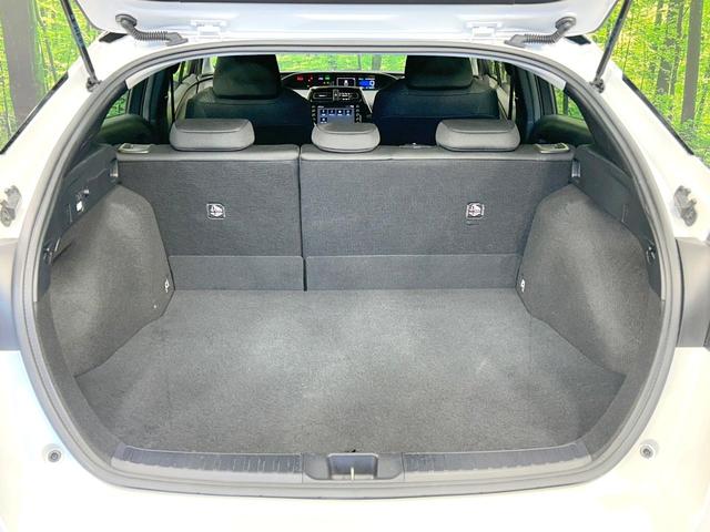 プリウス S 後期型 禁煙車 純正8型ナビ 全周囲カメラ 衝突軽減装置 レーダークルーズ AC100V ドラレコ コーナーセンサー スマートキー LEDヘッド ETC オートハイビーム オートライト オートエアコン(10枚目)