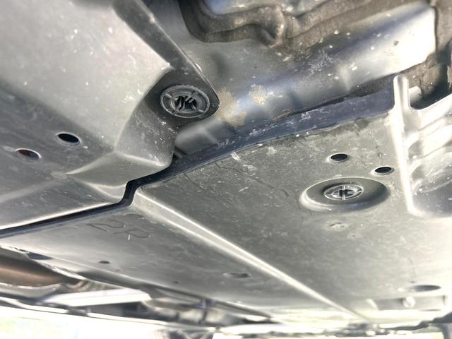 プリウス S 後期型 禁煙車 純正8型ナビ 全周囲カメラ 衝突軽減装置 レーダークルーズ AC100V ドラレコ コーナーセンサー スマートキー LEDヘッド ETC オートハイビーム オートライト オートエアコン(21枚目)