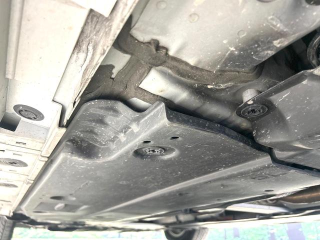 プリウス S 後期型 禁煙車 純正8型ナビ 全周囲カメラ 衝突軽減装置 レーダークルーズ AC100V ドラレコ コーナーセンサー スマートキー LEDヘッド ETC オートハイビーム オートライト オートエアコン(23枚目)