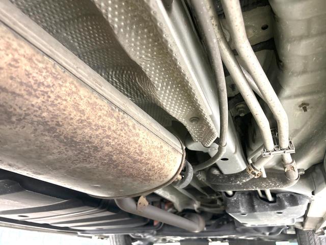 エスクァイア ハイブリッドGi 禁煙車 TRDエアロ フリップダウン BIG-X10インチナビ 両側電動スライドドア バックカメラ クルコン ウッドコンビステアリング リアオートエアコン ETC ドラレコ スマートキー オートライト(24枚目)