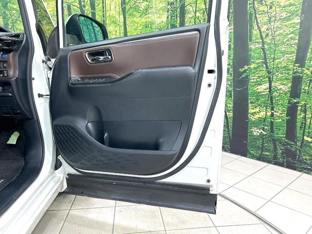 エスクァイア ハイブリッドGi 禁煙車 TRDエアロ フリップダウン BIG-X10インチナビ 両側電動スライドドア バックカメラ クルコン ウッドコンビステアリング リアオートエアコン ETC ドラレコ スマートキー オートライト(57枚目)