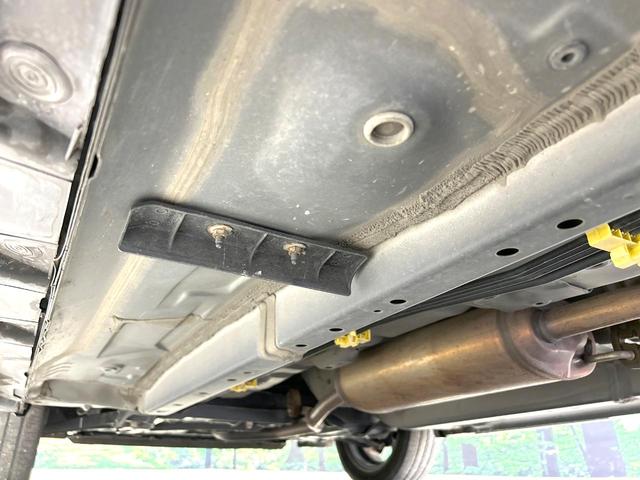 タント カスタムＲＳ　トップエディションＳＡＩＩＩ　後期型　禁煙車　ターボ　両側電動ドア　純正８型ナビ　バックカメラ　衝突軽減装置　ハーフレザー　シートヒーター　コーナーセンサー　スマートキー　ＬＥＤヘッド　ＥＴＣ　オートライト　革巻きハンドル（23枚目）