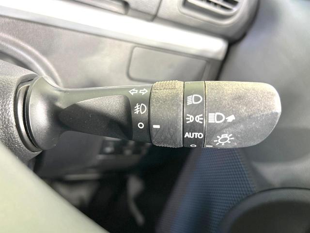 タント カスタムＲＳ　トップエディションＳＡＩＩＩ　後期型　禁煙車　ターボ　両側電動ドア　純正８型ナビ　バックカメラ　衝突軽減装置　ハーフレザー　シートヒーター　コーナーセンサー　スマートキー　ＬＥＤヘッド　ＥＴＣ　オートライト　革巻きハンドル（37枚目）