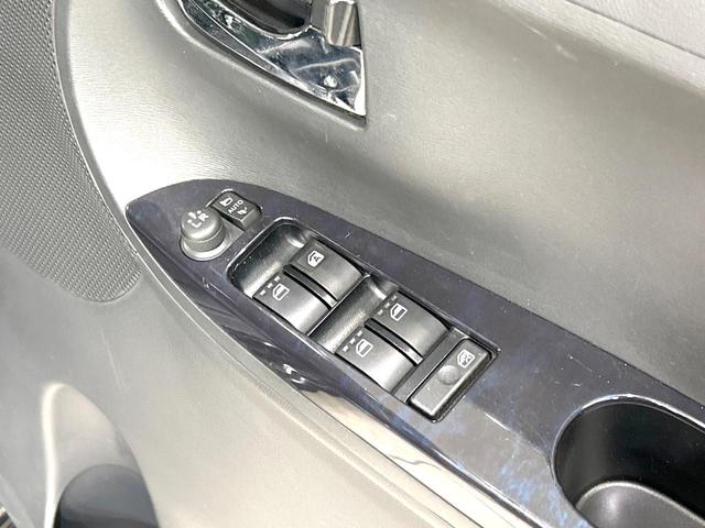 タント カスタムＲＳ　トップエディションＳＡＩＩＩ　後期型　禁煙車　ターボ　両側電動ドア　純正８型ナビ　バックカメラ　衝突軽減装置　ハーフレザー　シートヒーター　コーナーセンサー　スマートキー　ＬＥＤヘッド　ＥＴＣ　オートライト　革巻きハンドル（46枚目）