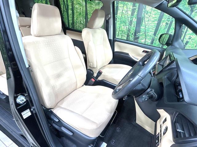 ノア G 禁煙車 純正ナビ バックカメラ 両側電動ドア スマートキー LEDヘッド ETC クルコン オートハイビーム オートライト デュアルエアコン 純正15インチアルミ Bluetooth 革巻きハンドル(8枚目)