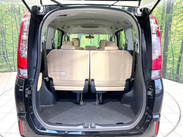 ノア G 禁煙車 純正ナビ バックカメラ 両側電動ドア スマートキー LEDヘッド ETC クルコン オートハイビーム オートライト デュアルエアコン 純正15インチアルミ Bluetooth 革巻きハンドル(11枚目)