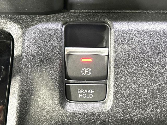 N-BOXカスタム ベースグレード 届出済未使用車 両側電動スライドドア 衝突軽減装置 アダプティブクルーズ シートヒーター スマートキー 純正14インチAW オートライト オートエアコン オートマチックハイビーム 盗難防止装置(27枚目)