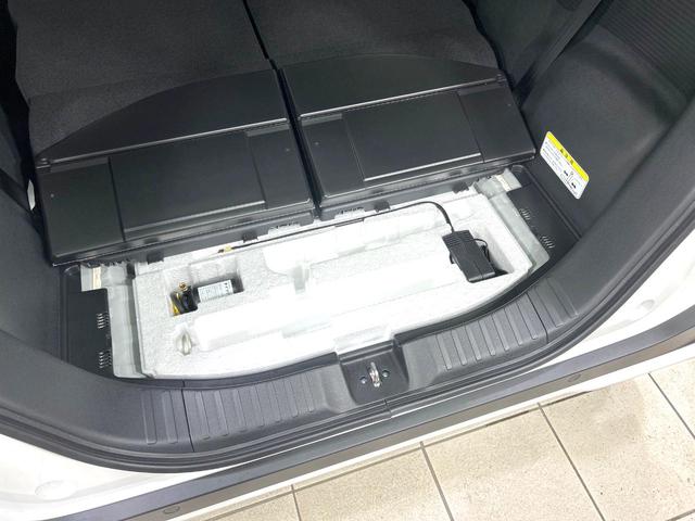 N-BOXカスタム ベースグレード 届出済未使用車 両側電動スライドドア 衝突軽減装置 アダプティブクルーズ シートヒーター スマートキー 純正14インチAW オートライト オートエアコン オートマチックハイビーム 盗難防止装置(44枚目)