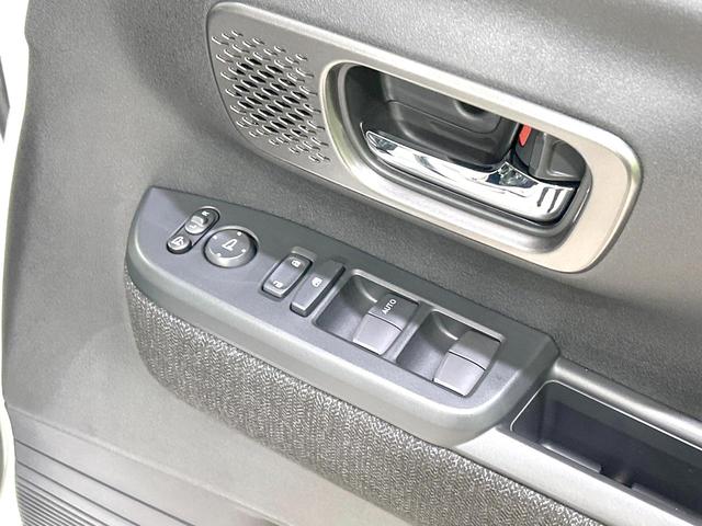 N-BOXカスタム ベースグレード 届出済未使用車 両側電動スライドドア 衝突軽減装置 アダプティブクルーズ シートヒーター スマートキー 純正14インチAW オートライト オートエアコン オートマチックハイビーム 盗難防止装置(46枚目)