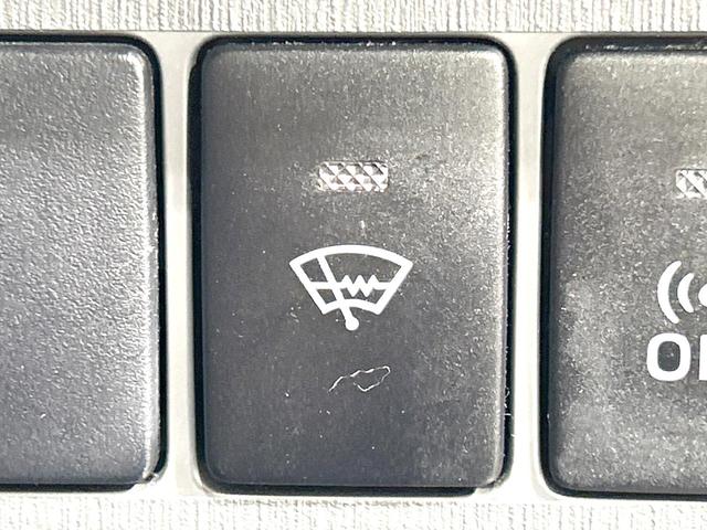 プリウスアルファ S チューン ブラック 禁煙車 純正ナビ バックカメラ 寒冷地仕様 スマートキー ETC オートライト オートエアコン 純正16インチアルミ Bluetooth CD DVD再生 地デジ フォグライト 電動格納ミラー(5枚目)