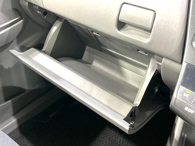 プリウスアルファ S チューン ブラック 禁煙車 純正ナビ バックカメラ 寒冷地仕様 スマートキー ETC オートライト オートエアコン 純正16インチアルミ Bluetooth CD DVD再生 地デジ フォグライト 電動格納ミラー(32枚目)