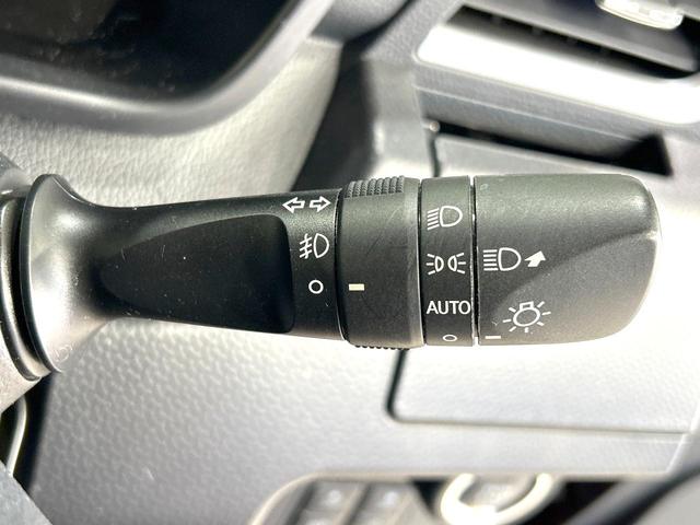 タンク カスタムG 禁煙車 純正9型ナビ 全周囲カメラ 両側電動ドア 衝突軽減装置 ドラレコ コーナーセンサー スマートキー LEDヘッド LEDフォグ ETC クルコン オートハイビーム オートライト オートエアコン(42枚目)