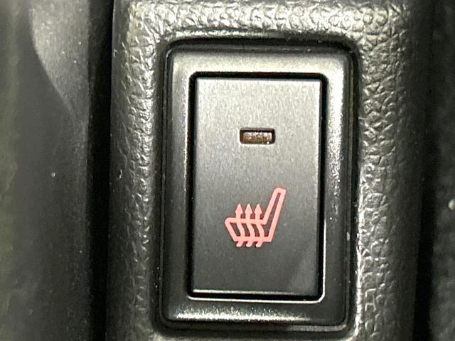 スイフトスポーツ ベースグレード 禁煙車 6MT車 純正8型ナビ 全周囲カメラ 衝突軽減装置 アダプティブクルーズ シートヒーター ドラレコ コーナーセンサー スマートキー LEDヘッド ETC オートライト 純正17インチAW(32枚目)