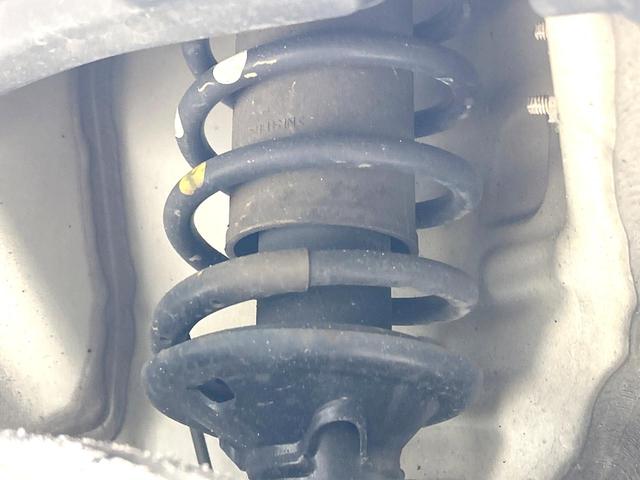 スペーシアカスタム TS 禁煙車 10型ナビ バックカメラ 両側電動ドア スマートキー HIDヘッド ビルトインETC オートライト オートエアコン Bluetooth DVD再生 HIDフォグ 革巻きハンドル 電動格納ミラー(20枚目)