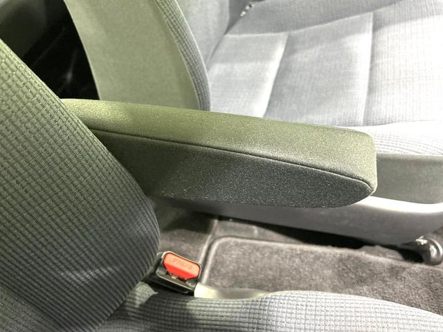 シエンタ G 禁煙車 純正ナビ 両側電動スライドドア 衝突軽減装置 バックカメラ ETC スマートキー ドラレコ LEDヘッド オートライト オートエアコン 15インチAW 革巻きステアリング 車線逸脱警報(65枚目)