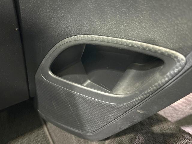 シエンタ G 禁煙車 純正ナビ 両側電動スライドドア 衝突軽減装置 バックカメラ ETC スマートキー ドラレコ LEDヘッド オートライト オートエアコン 15インチAW 革巻きステアリング 車線逸脱警報(66枚目)