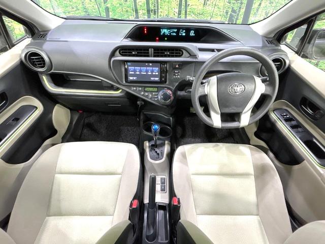 アクア S 純正SDナビ 禁煙車 スマートキー LEDヘッド オートライト オートエアコン Bluetooth CD再生 DVD再生 フルセグ 15インチアルミホイール フロントフォグライト 盗難防止システム(2枚目)