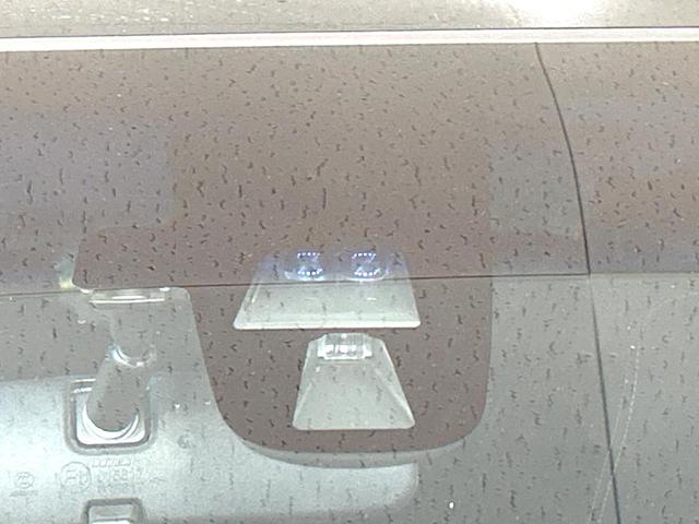 オデッセイ アブソルート メーカー純正ナビ バックカメラ 両側電動ドア 衝突軽減装置 ハーフレザーシート スマートキー LEDヘッド ETC クルコン オートライト オートエアコン 純正18インチアルミ Bluetooth(6枚目)