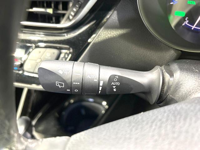 Ｃ－ＨＲ Ｇ　禁煙車　純正ナビ　衝突軽減装置　レーダークルーズ　バックカメラ　シートヒーター　スマートキー　ＥＴＣ　ドラレコ　ＬＥＤヘッド　ハーフレザー　オートライト　オートエアコン　オートマチックハイビーム（28枚目）