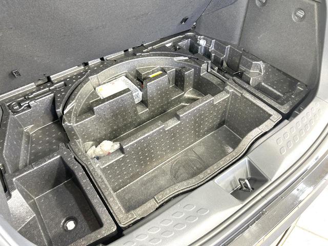 Ｃ－ＨＲ Ｇ　禁煙車　純正ナビ　衝突軽減装置　レーダークルーズ　バックカメラ　シートヒーター　スマートキー　ＥＴＣ　ドラレコ　ＬＥＤヘッド　ハーフレザー　オートライト　オートエアコン　オートマチックハイビーム（38枚目）