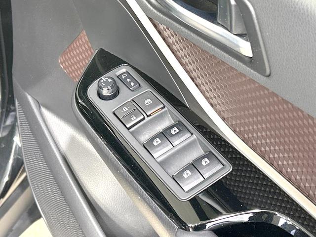 Ｃ－ＨＲ Ｇ　禁煙車　純正ナビ　衝突軽減装置　レーダークルーズ　バックカメラ　シートヒーター　スマートキー　ＥＴＣ　ドラレコ　ＬＥＤヘッド　ハーフレザー　オートライト　オートエアコン　オートマチックハイビーム（43枚目）