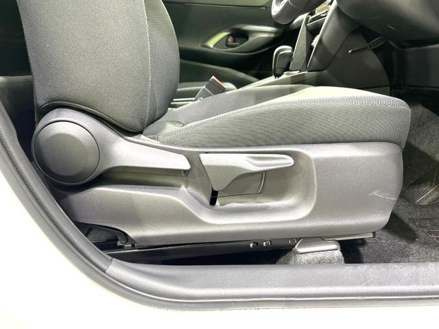 ヤリスクロス G 純正SDナビ バックカメラ 衝突軽減システム レーダークルーズ 禁煙車 ドラレコ コーナーセンサー スマートキー ETC2.0 フルセグ オートハイビーム 車線逸脱警報 オートライト オートエアコン(39枚目)