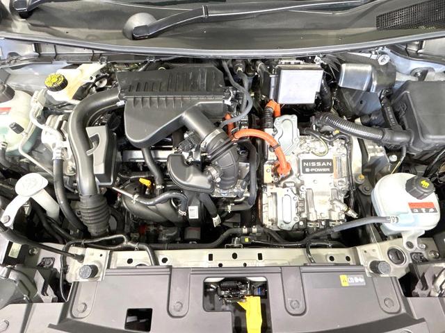 オーラ G 純正9型ナビ 全周囲カメラ BOSEサウンド 衝突被害軽減システム レーダークルーズ 禁煙車 ハーフレザーシート ドラレコ コーナーセンサー スマートキー LEDヘッド ETC2.0 オートライト(18枚目)