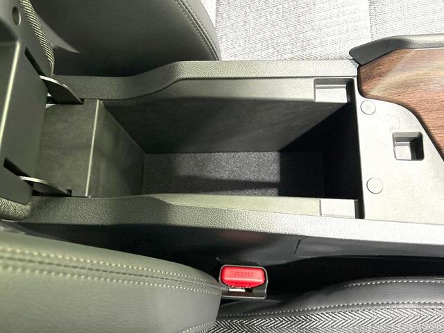 オーラ G 純正9型ナビ 全周囲カメラ BOSEサウンド 衝突被害軽減システム レーダークルーズ 禁煙車 ハーフレザーシート ドラレコ コーナーセンサー スマートキー LEDヘッド ETC2.0 オートライト(49枚目)