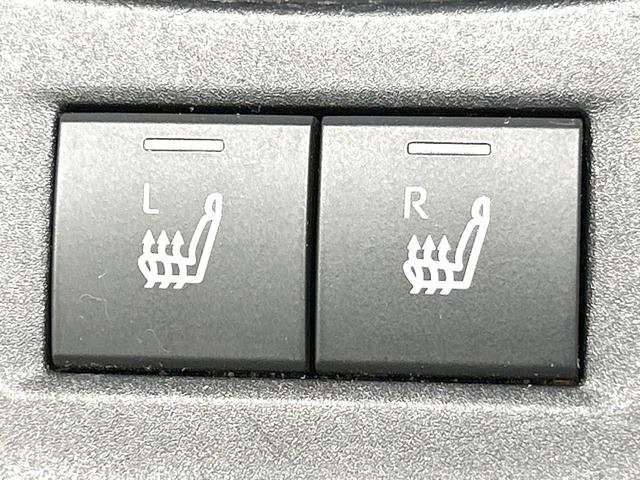 アクア Ｚ　モデリスタフルエアロ　純正９型ナビ　全周囲カメラ　衝突被害軽減システム　レーダークルーズ　禁煙車　ハーフレザーシート　パワーシート　ドラレコ　コーナーセンサー　スマートキー　ＬＥＤヘッド　ＥＴＣ（7枚目）