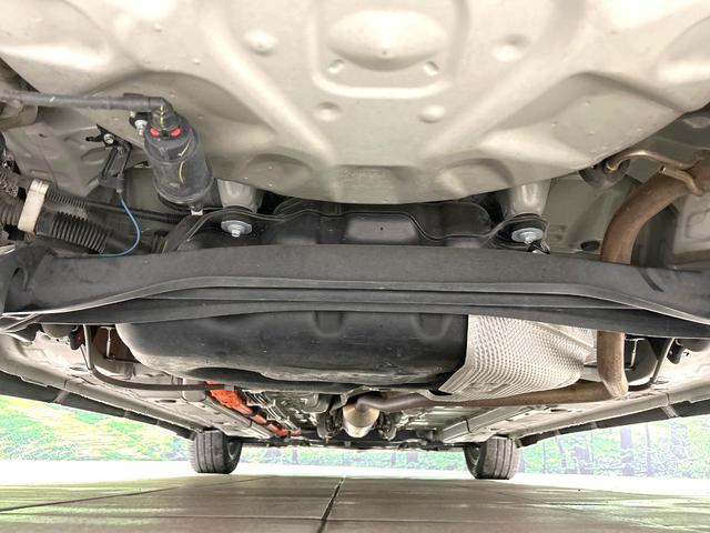 アクア Ｚ　モデリスタフルエアロ　純正９型ナビ　全周囲カメラ　衝突被害軽減システム　レーダークルーズ　禁煙車　ハーフレザーシート　パワーシート　ドラレコ　コーナーセンサー　スマートキー　ＬＥＤヘッド　ＥＴＣ（19枚目）