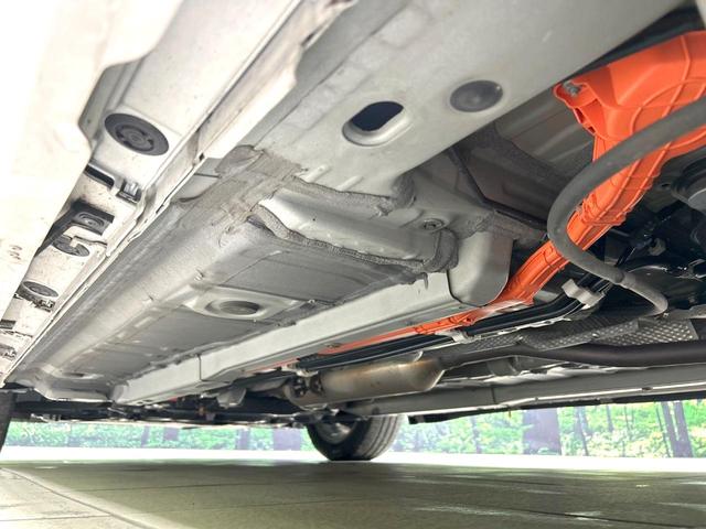 アクア Ｚ　モデリスタフルエアロ　純正９型ナビ　全周囲カメラ　衝突被害軽減システム　レーダークルーズ　禁煙車　ハーフレザーシート　パワーシート　ドラレコ　コーナーセンサー　スマートキー　ＬＥＤヘッド　ＥＴＣ（22枚目）