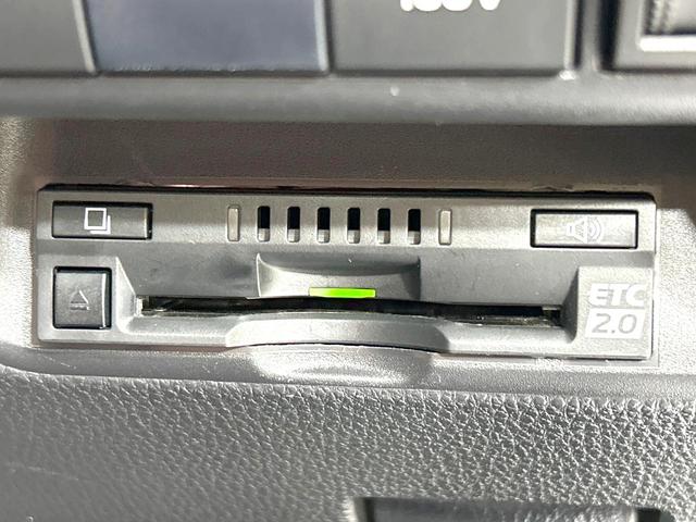 アクア Ｚ　モデリスタフルエアロ　純正９型ナビ　全周囲カメラ　衝突被害軽減システム　レーダークルーズ　禁煙車　ハーフレザーシート　パワーシート　ドラレコ　コーナーセンサー　スマートキー　ＬＥＤヘッド　ＥＴＣ（35枚目）