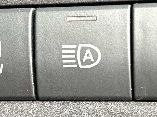 アクア Ｚ　モデリスタフルエアロ　純正９型ナビ　全周囲カメラ　衝突被害軽減システム　レーダークルーズ　禁煙車　ハーフレザーシート　パワーシート　ドラレコ　コーナーセンサー　スマートキー　ＬＥＤヘッド　ＥＴＣ（53枚目）