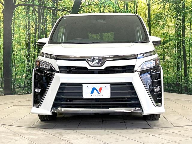 ヴォクシー ＺＳ　後期　禁煙車　寒冷地仕様　ＢＩＧ－Ｘ１１インチナビ　両側電動スライドドア　衝突軽減装置　バックカメラ　クルコン　ＥＴＣ　ＬＥＤヘッド　リアオートエアコン　スマートキー　車線逸脱警報　オートライト（15枚目）