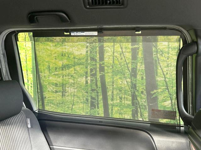ヴォクシー ＺＳ　後期　禁煙車　寒冷地仕様　ＢＩＧ－Ｘ１１インチナビ　両側電動スライドドア　衝突軽減装置　バックカメラ　クルコン　ＥＴＣ　ＬＥＤヘッド　リアオートエアコン　スマートキー　車線逸脱警報　オートライト（56枚目）